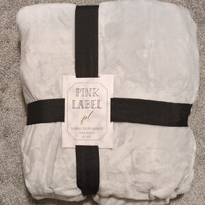 Plush Blanket 90×90 Queen Size Blanket